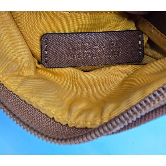 Michael Kors Navy & Brown Crossbody Bag With Zip Closure with COA - Picture 3 of 12